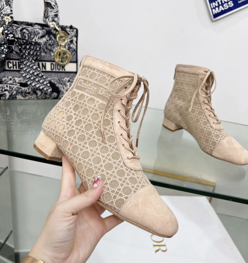 ch**an D*or boots